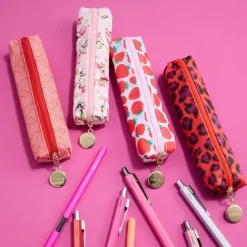 CEDON MuseumsShops GmbH Easy Pencil Case Strawberries Best