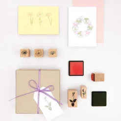 Rico Design GmbH & Co.KG Stempelset Futschikato, Blumen, FSC 100%, 24 Stempel, 2 Stempelkissen