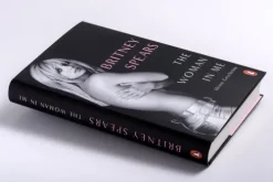 The Woman in Me-Penguin Verlag Discount
