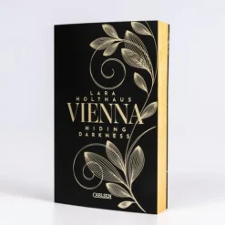 Vienna 2: Hiding Darkness-Carlsen Verlag GmbH Outlet